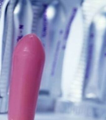 Candles are one of the methods of treatment of prostatitis